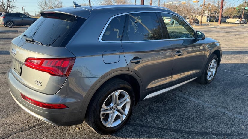 2018 AUDI Q5 - Image 6