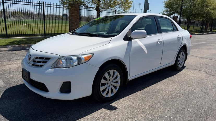 2013 TOYOTA Corolla