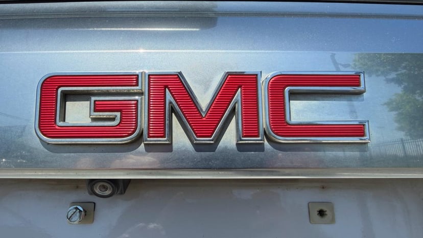 2017 GMC Terrain - Image 38