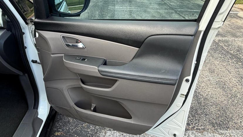 2016 HONDA Odyssey - Image 10