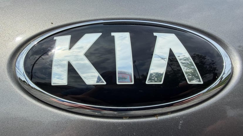 2017 KIA Sorento - Image 33