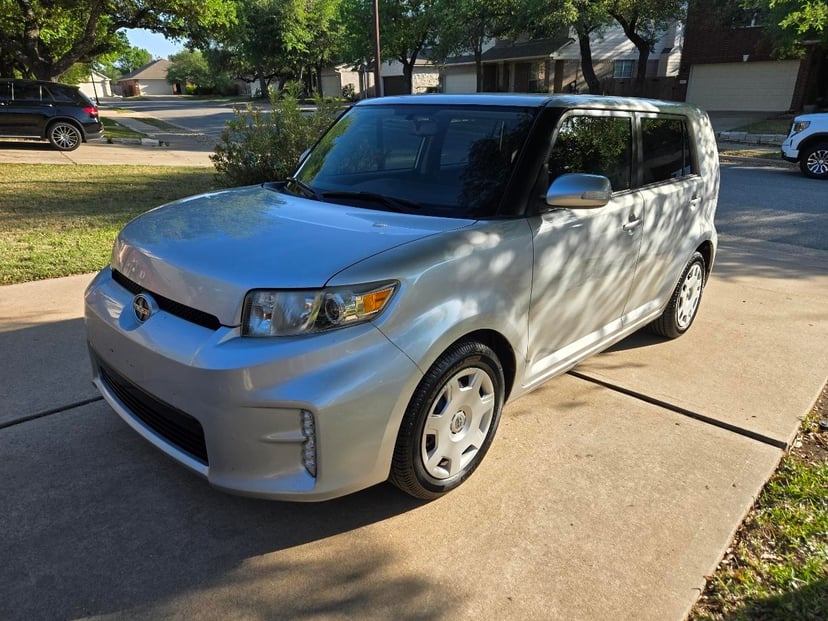 2015 SCION xB