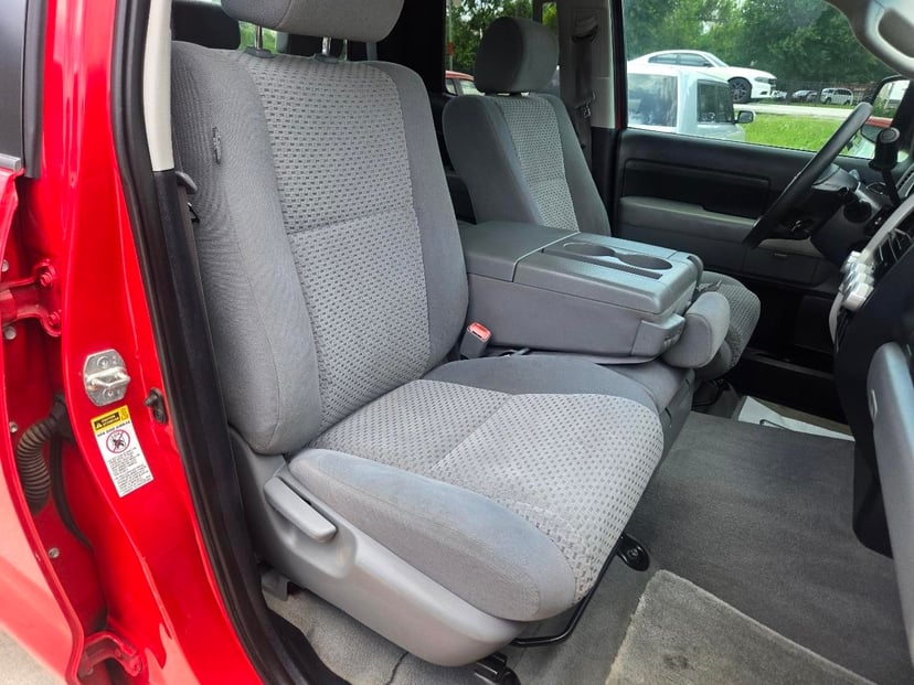 2008 TOYOTA Tundra - Image 12