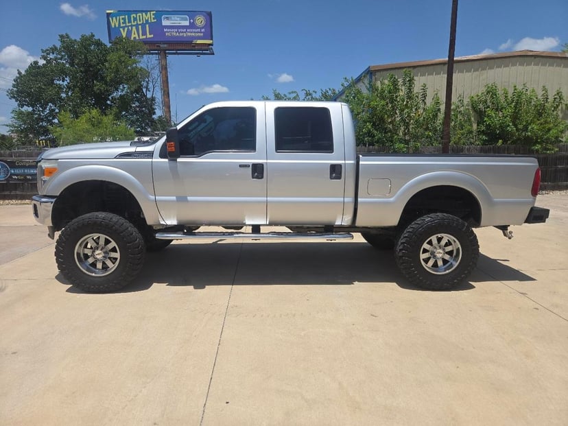 2012 FORD Super - Image 3