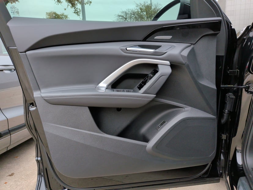 2025 Audi Q5 Sportback - Image 11