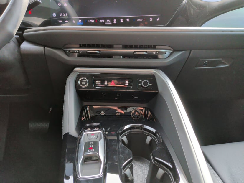 2025 Audi Q5 Sportback - Image 22
