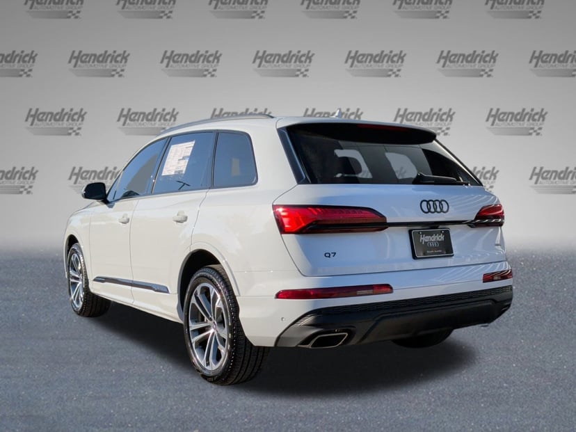 2026 Audi Q7 - Image 5