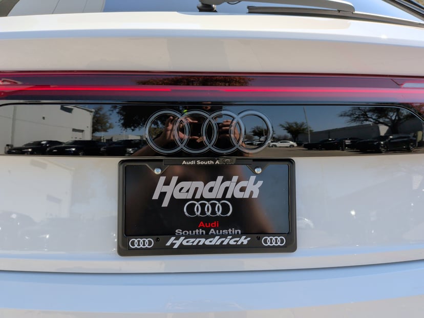 2026 Audi Q8 - Image 36