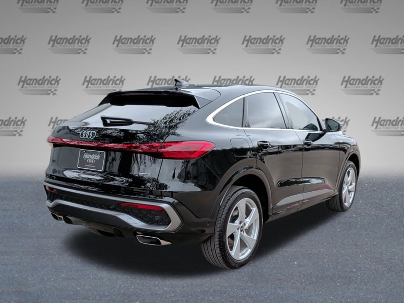 2025 Audi Q5 Sportback - Image 7