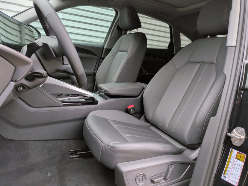 2025 Audi Q5 Sportback - Image 14
