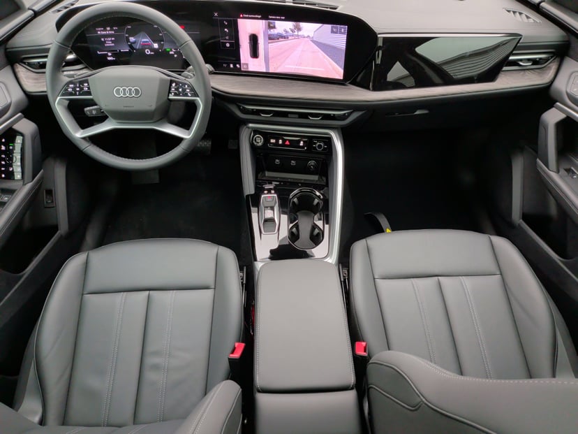 2025 Audi Q5 Sportback - Image 16