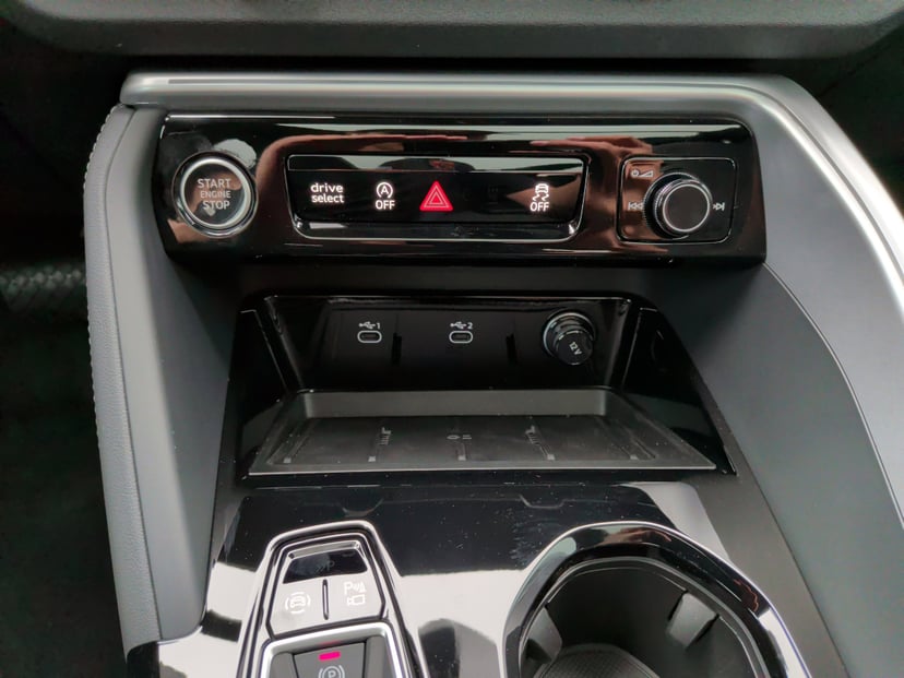 2025 Audi Q5 Sportback - Image 30