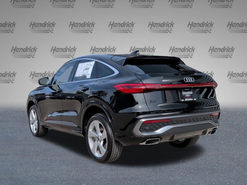 2025 Audi Q5 Sportback - Image 5