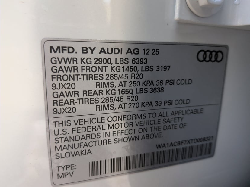 2026 Audi Q7 - Image 35