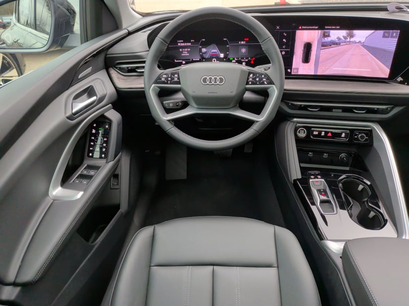 2025 Audi Q5 Sportback - Image 15