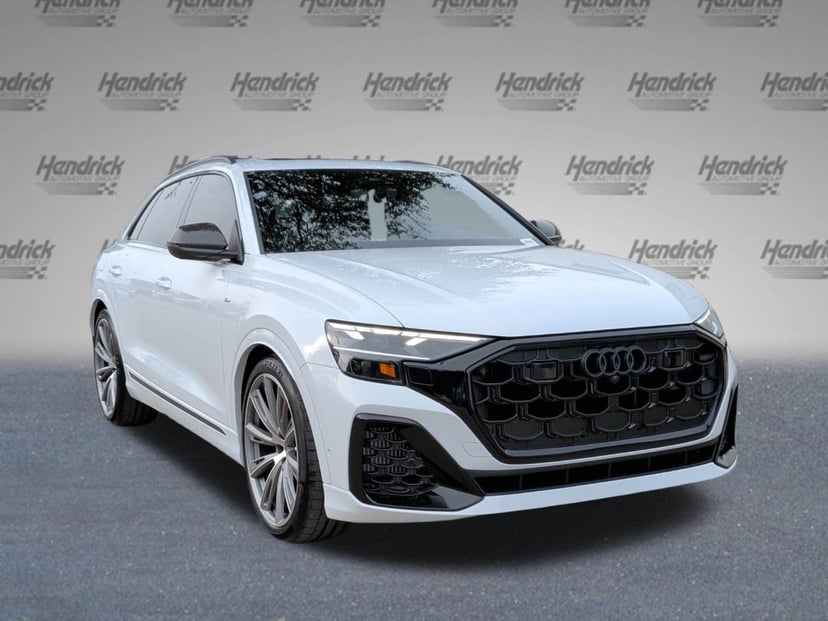 2026 Audi Q8
