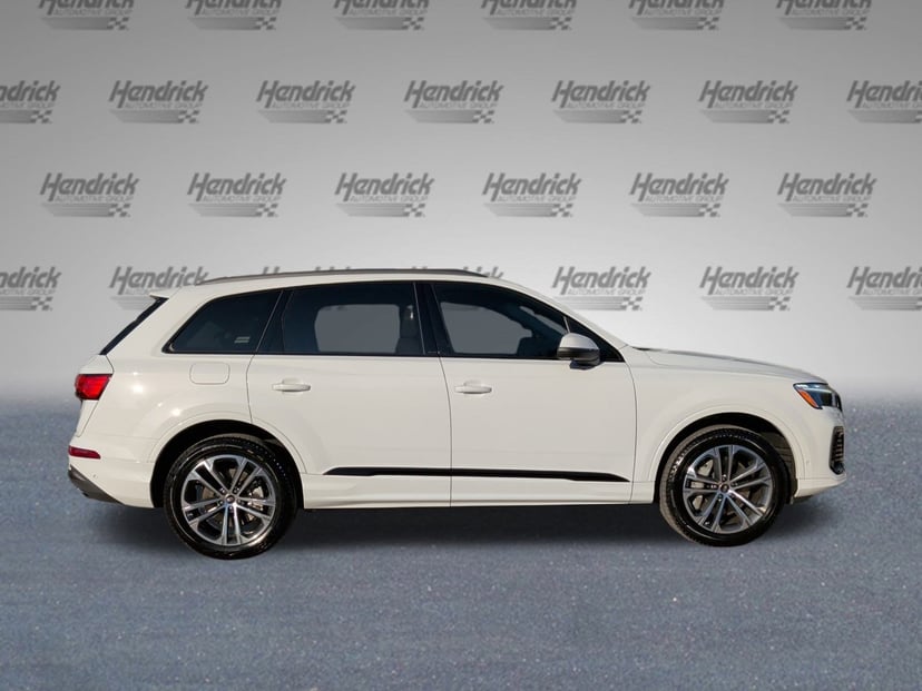 2026 Audi Q7 - Image 8