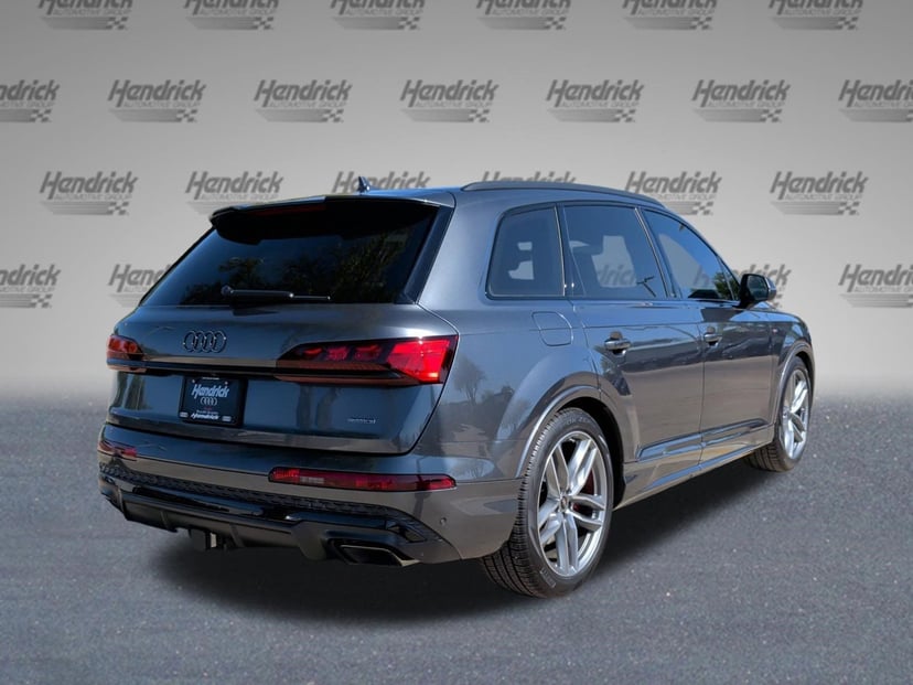 2026 Audi Q7 - Image 7