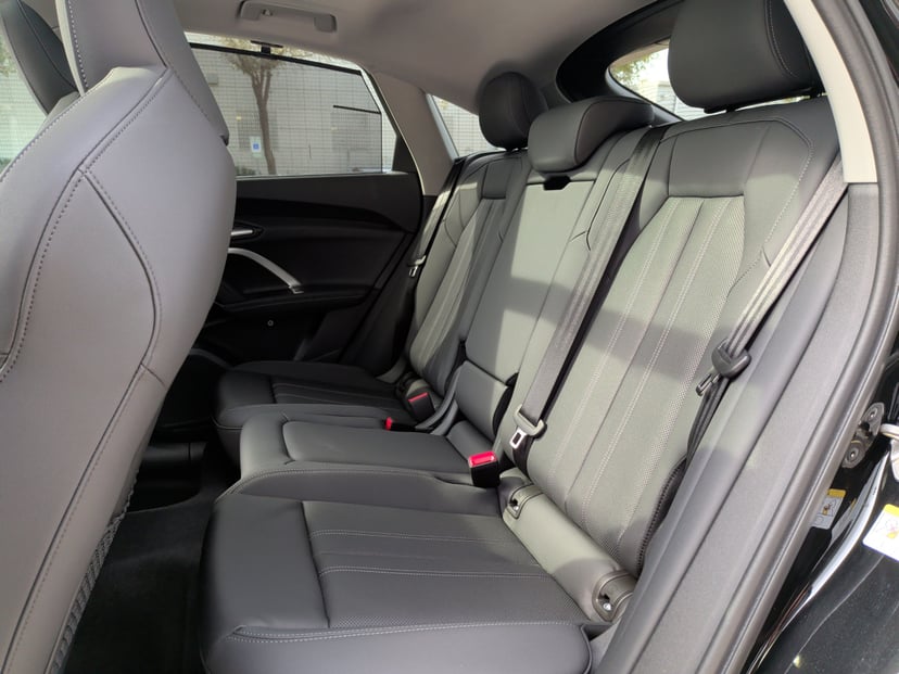 2025 Audi Q5 Sportback - Image 30