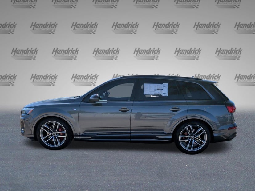 2026 Audi Q7 - Image 4