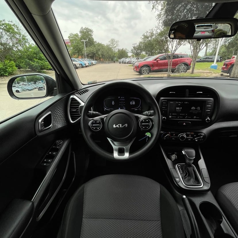 2024 Kia Soul - Image 11