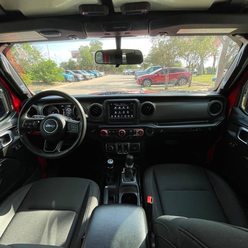 2021 Jeep Wrangler - Image 11