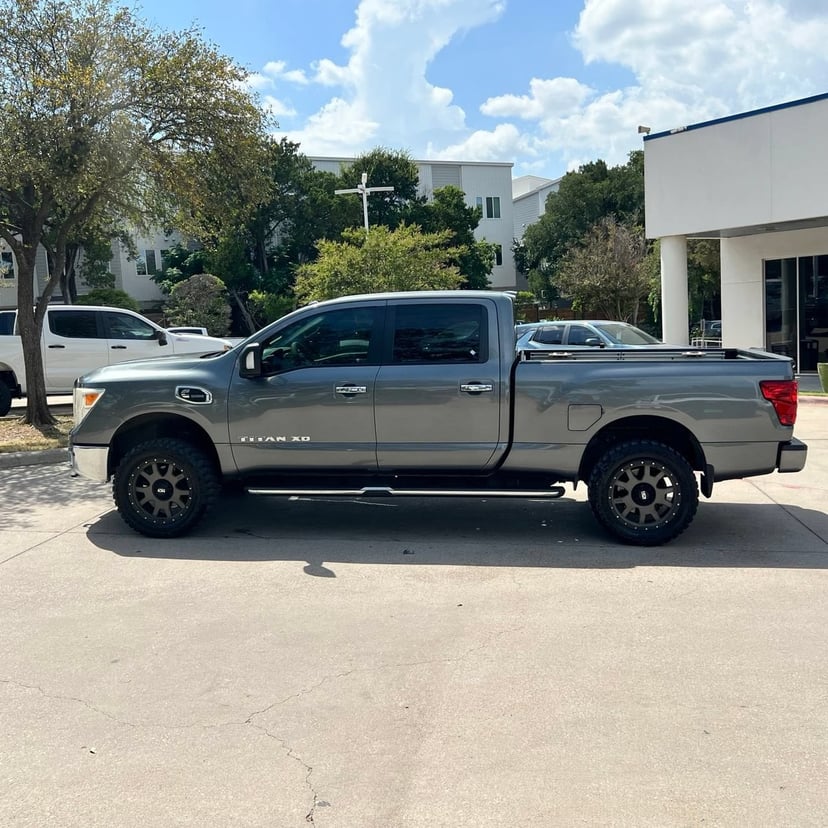 2016 Nissan Titan XD - Image 2