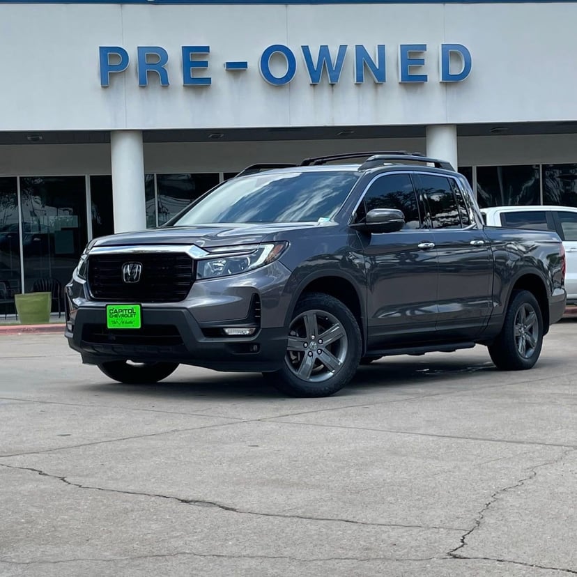 2023 Honda Ridgeline - Image 2