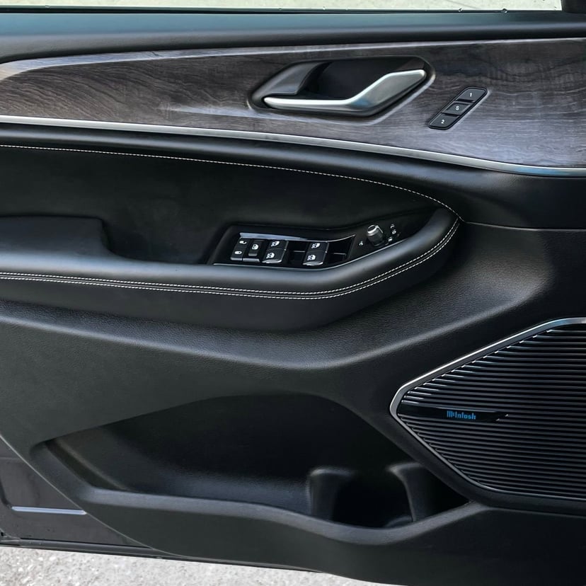 2023 Jeep Grand Cherokee - Image 21