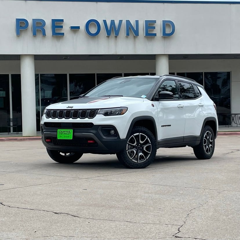 2025 Jeep Compass - Image 2