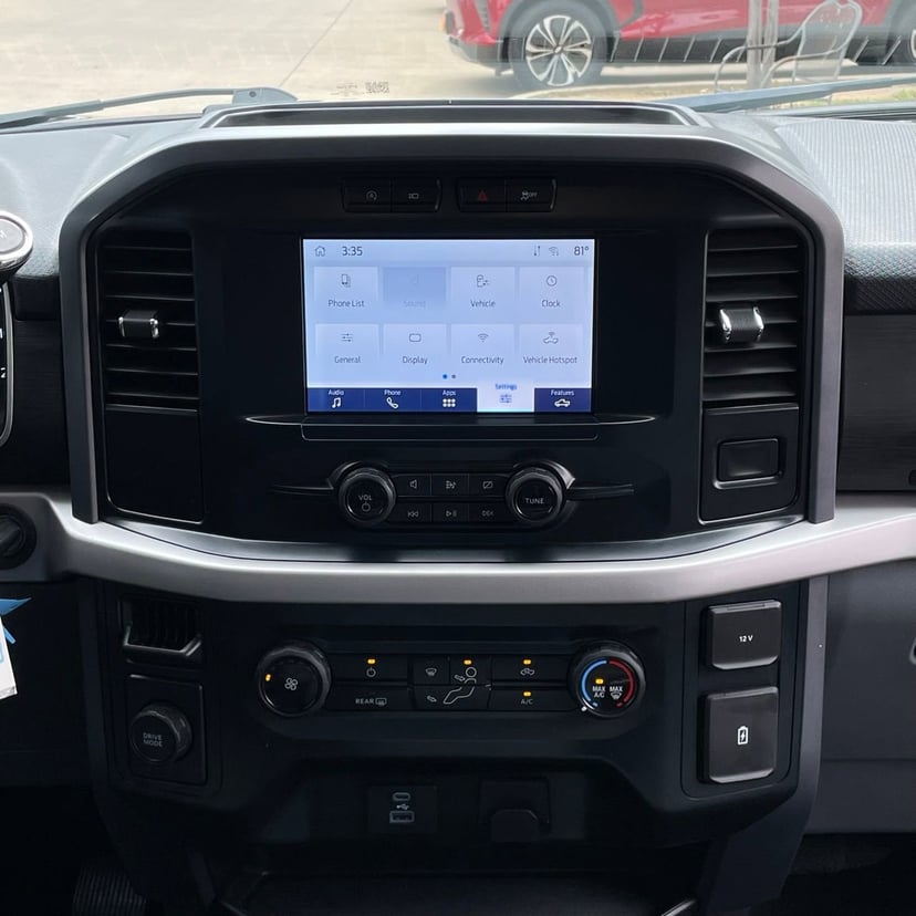2023 Ford F-150 - Image 16