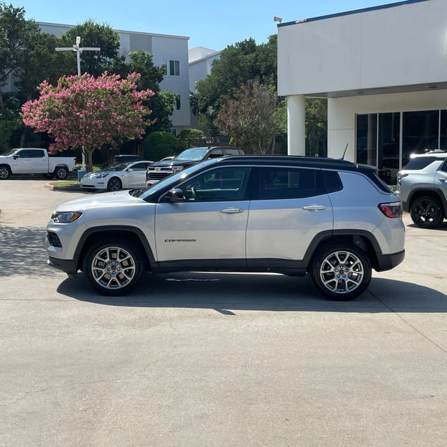 2025 Jeep Compass