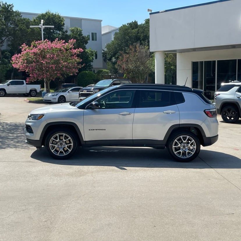 2025 Jeep Compass