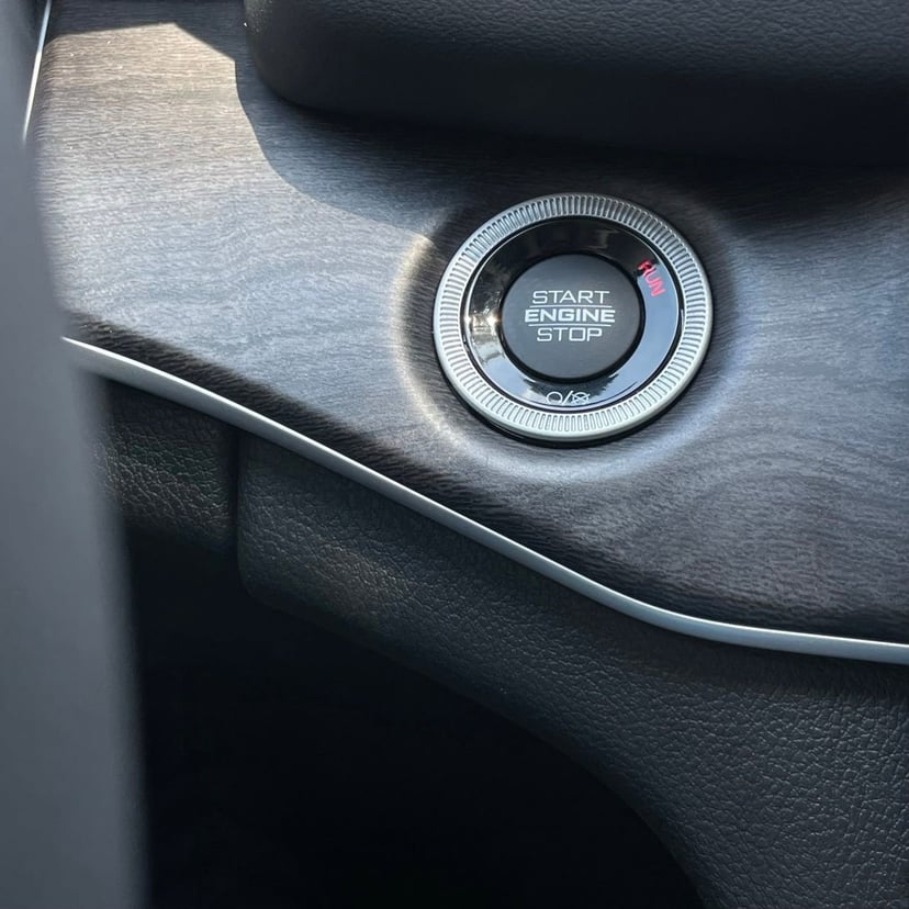 2022 Jeep Grand Cherokee 4xe - Image 16