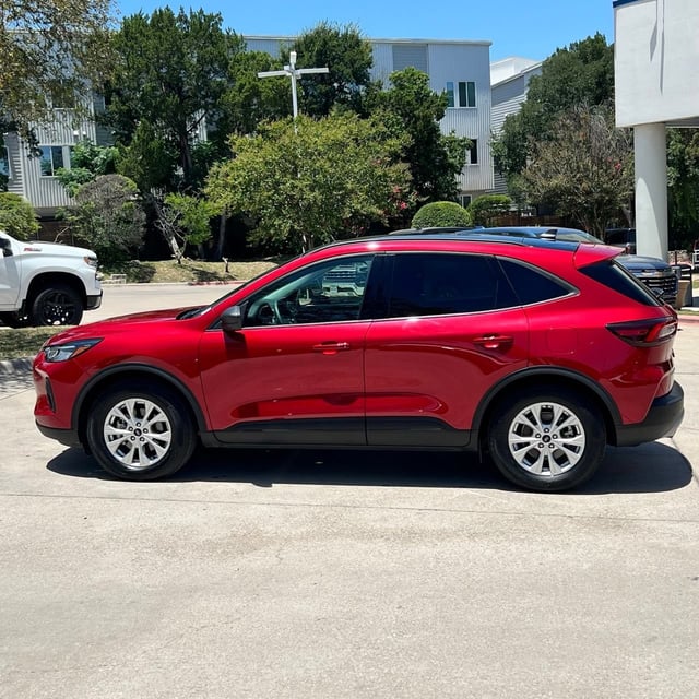 2025 Ford Escape
