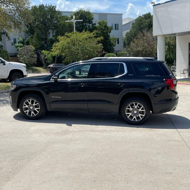 2023 GMC Acadia