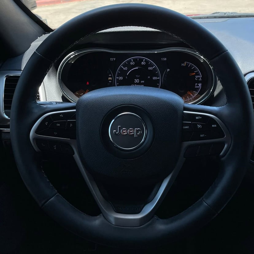 2018 Jeep Grand Cherokee - Image 13