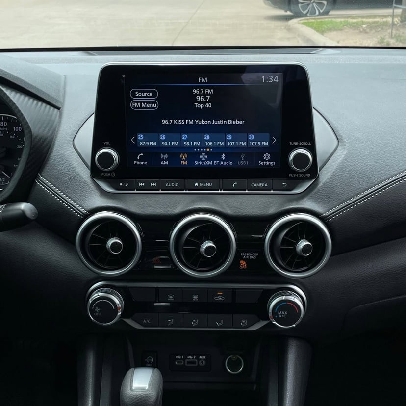 2024 Nissan Sentra - Image 18