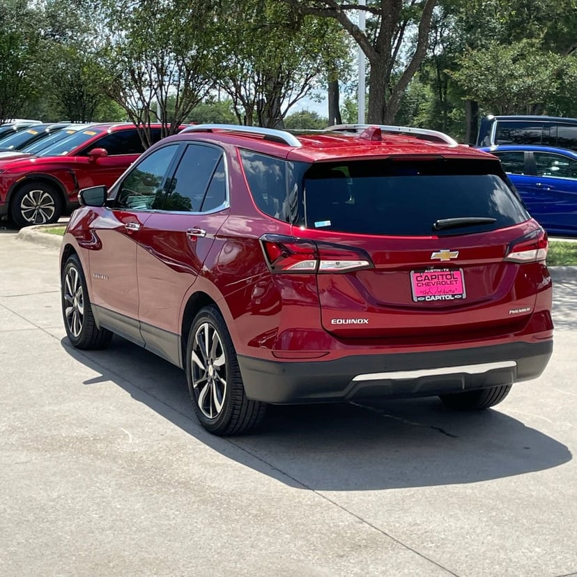 2022 Chevrolet Equinox - Image 4