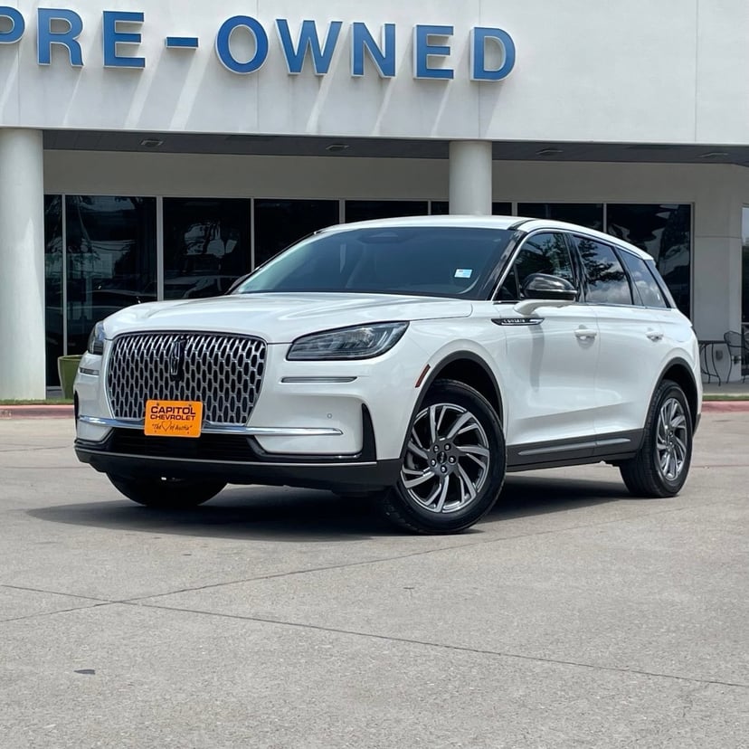 2023 Lincoln Corsair - Image 2