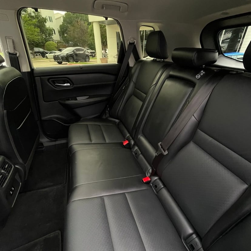 2025 Nissan Rogue - Image 23