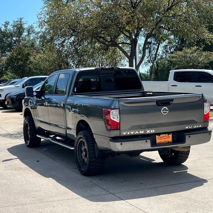 2016 Nissan Titan XD - Image 3