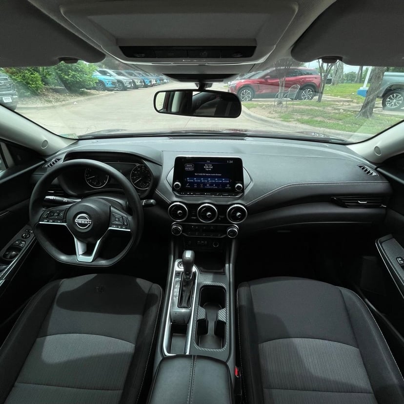 2024 Nissan Sentra - Image 11