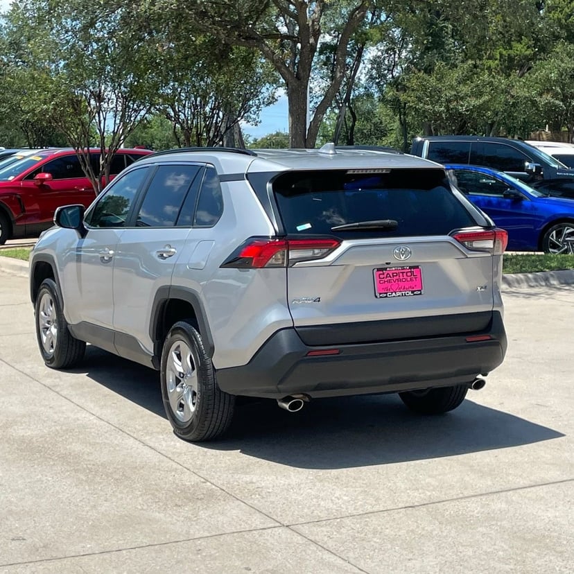 2024 Toyota RAV4 - Image 4