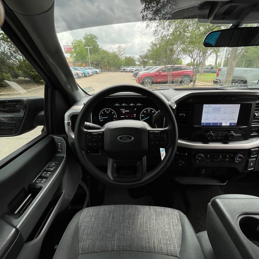 2023 Ford F-150 - Image 11