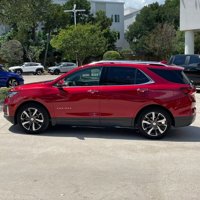 2022 Chevrolet Equinox - Image 3