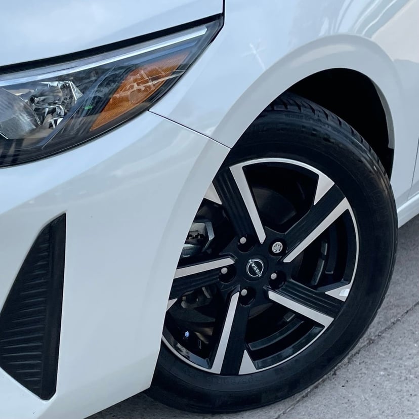 2024 Nissan Sentra - Image 9