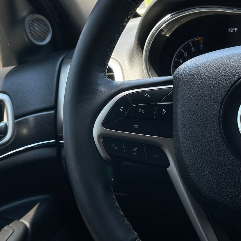 2018 Jeep Grand Cherokee - Image 14
