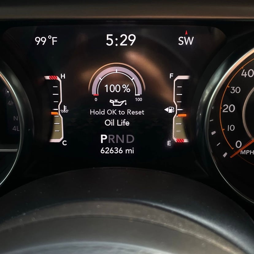 2021 Jeep Wrangler - Image 15