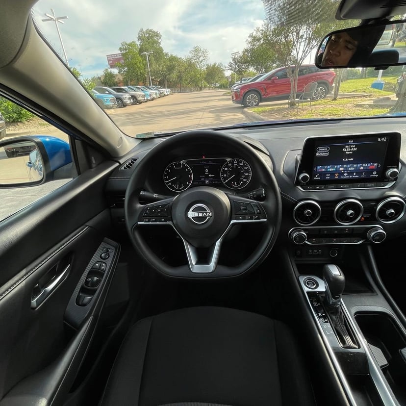 2024 Nissan Sentra - Image 12